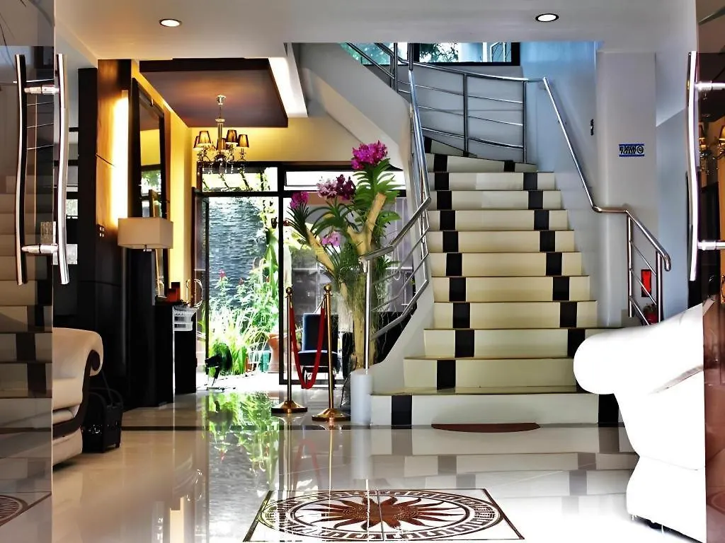 ***  فندق أجنحة بيريدوت Davao City الفلبين