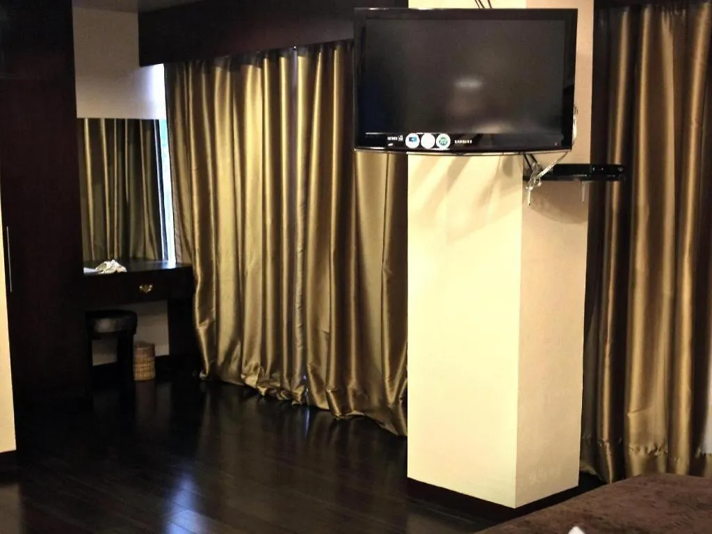 Peridot Suites Davao