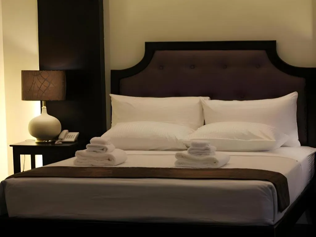 Hotel Peridot Suites Davao