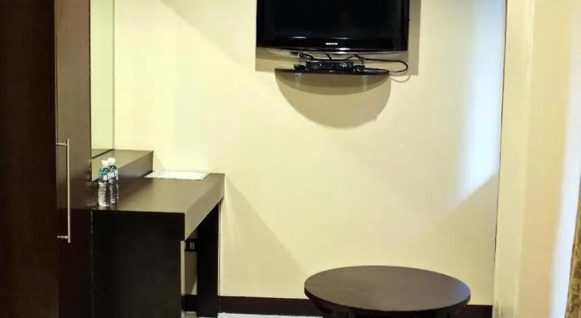 Peridot Suites Davao Hotel