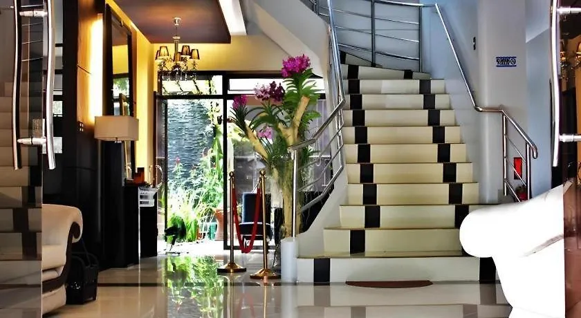 Peridot Suites Davao Hotel