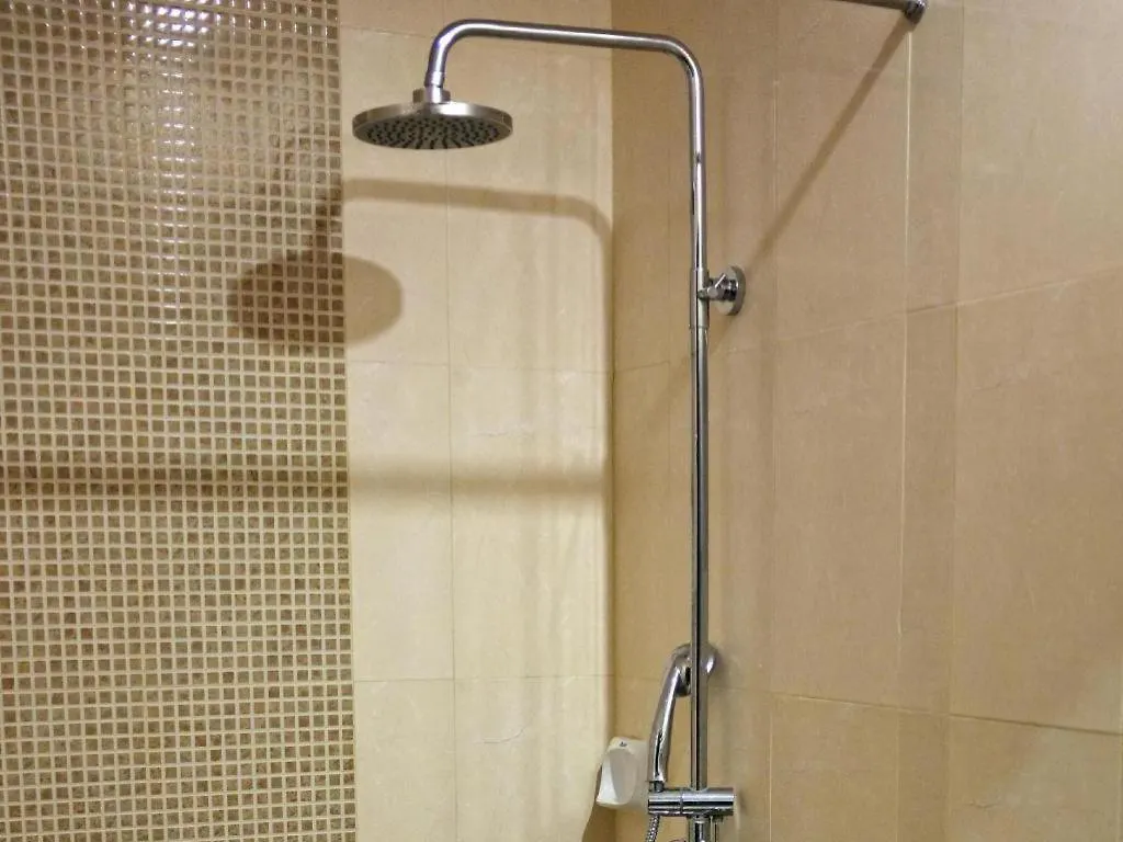 فندق أجنحة بيريدوت Davao City